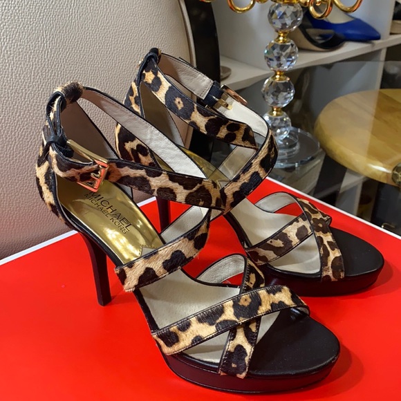 Michael Kors real fur high heel beautiful brand new. - Picture 2 of 11